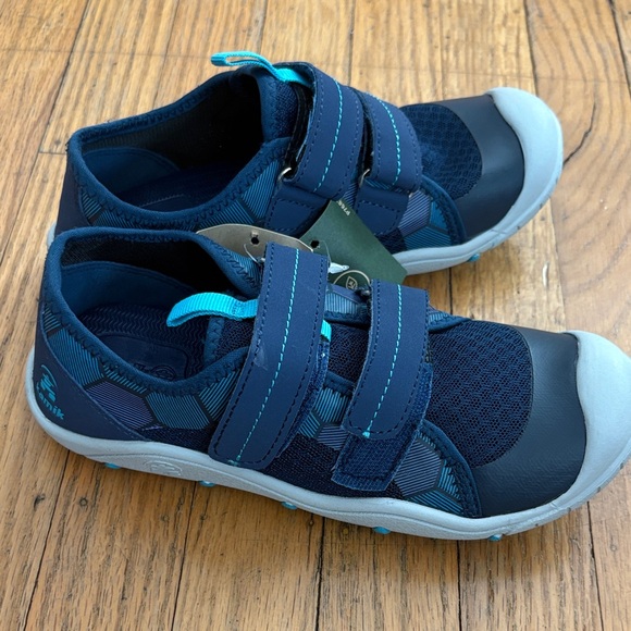 Kamik Other - Kamik Kids Sneakers in Navy and Aqua